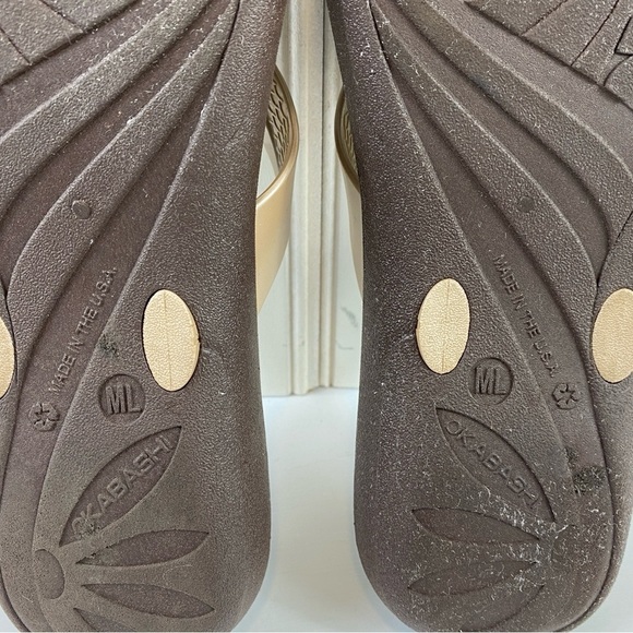 Okabashi‎ Marina Women’s Open Toe Synthetic Brown Gold Thong Sandals (M/L) - Picture 6 of 11